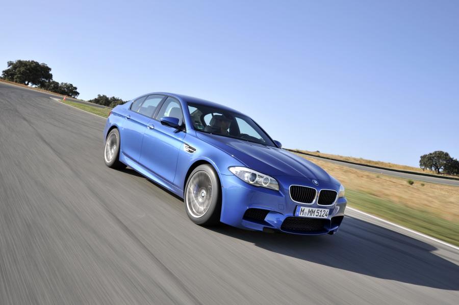  BMW M5 2011 года  (фото 165 из 344)